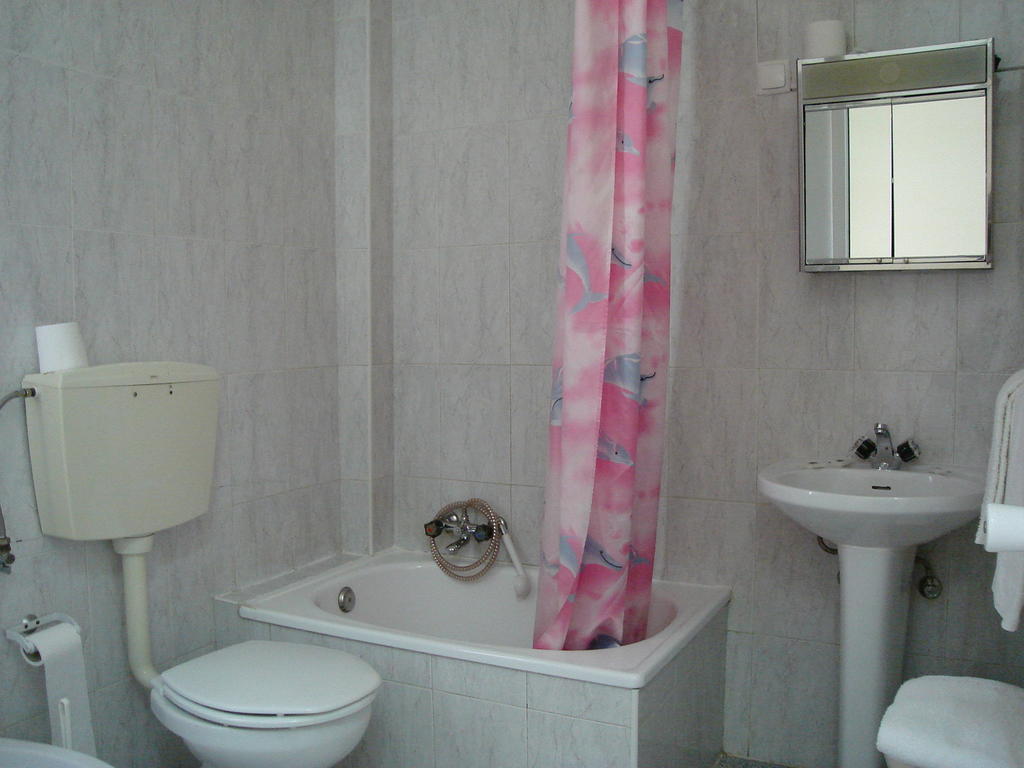 Perola Da Baixa Hotel Lisboa Phòng bức ảnh